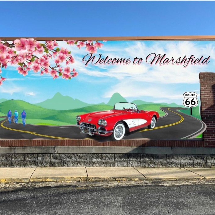 Mural of "Welcome to Marshfield."